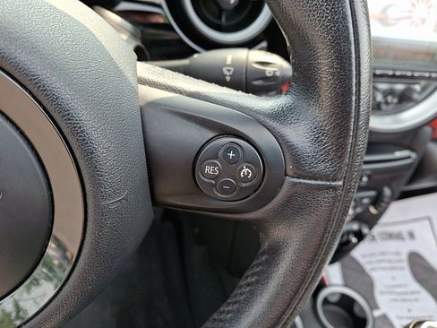 Used 2013 MINI Cooper Roadster FWD image 19