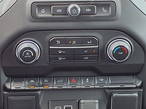 Used 2023 Chevrolet Silverado 1500 Custom RWD image 16