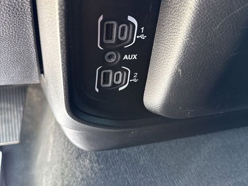 Used 2019 RAM 1500 Big Horn AWD/4WD image 20