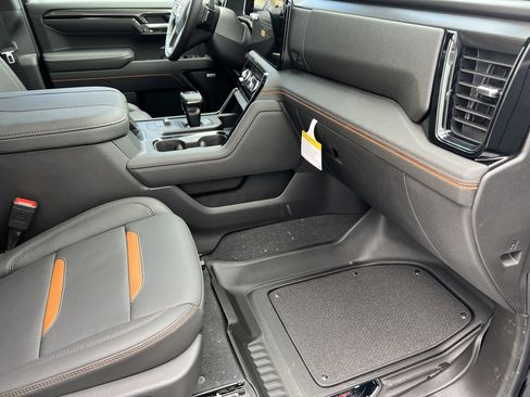 New 2026 GMC Sierra 1500 AT4 w/ Technology Package image 23