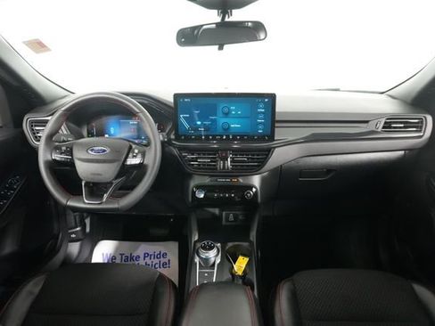Certified 2025 Ford Escape ST-Line w/ Tech Pack #1 image 4