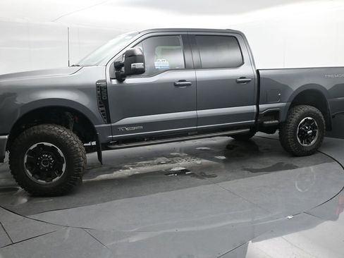 New 2026 Ford F350 Platinum w/ Tremor Off-Road Package image 2