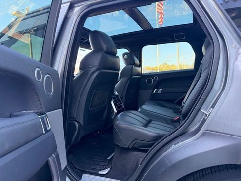 Used 2016 Land Rover Range Rover Sport HSE image 6