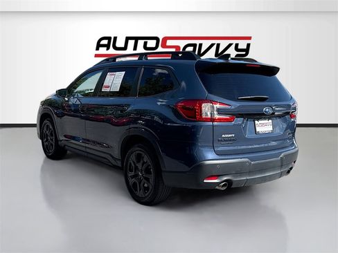 Used 2023 Subaru Ascent Onyx Edition image 5