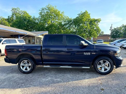 Used 2017 RAM 1500 Sport RWD image 7