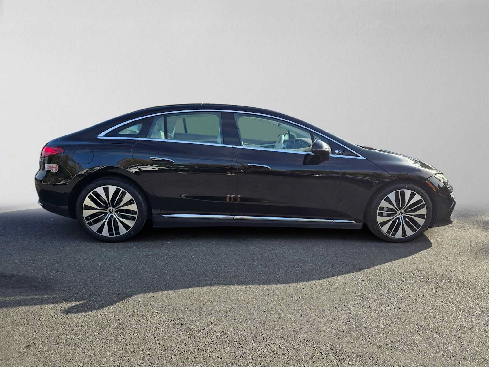 Certified 2023 Mercedes-Benz EQE 350+ 4MATIC Sedan image 2