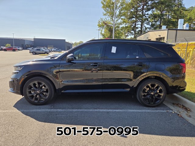 Used 2023 Kia Sorento SX FWD image 2