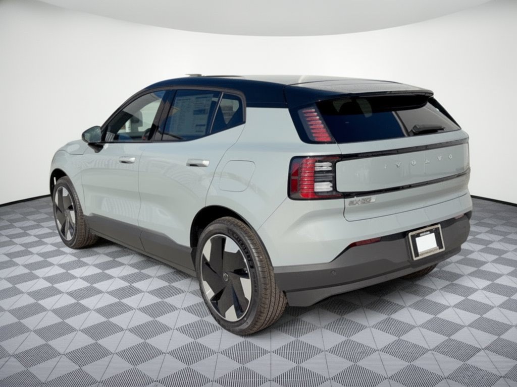 New 2026 Volvo EX30 Plus w/ Climate Package RWD image 3