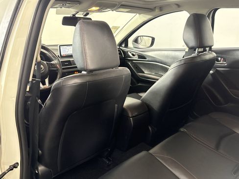 Used 2016 MAZDA MAZDA3 i Grand Touring image 28