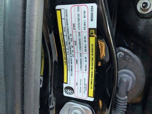 Used 2021 RAM 2500 Laramie w/ Night Edition image 15