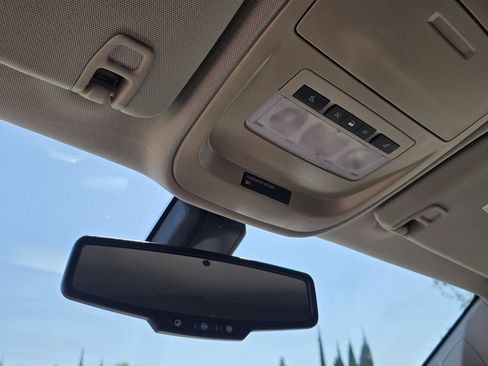 Used 2016 Chevrolet Colorado Z71 w/ Z71 Midnight Edition image 40