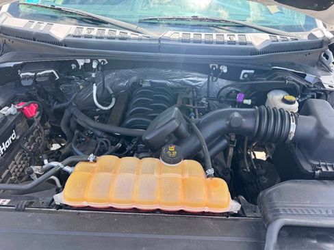 Used 2016 Ford F150 XLT w/ Equipment Group 302A Luxury AWD/4WD image 12