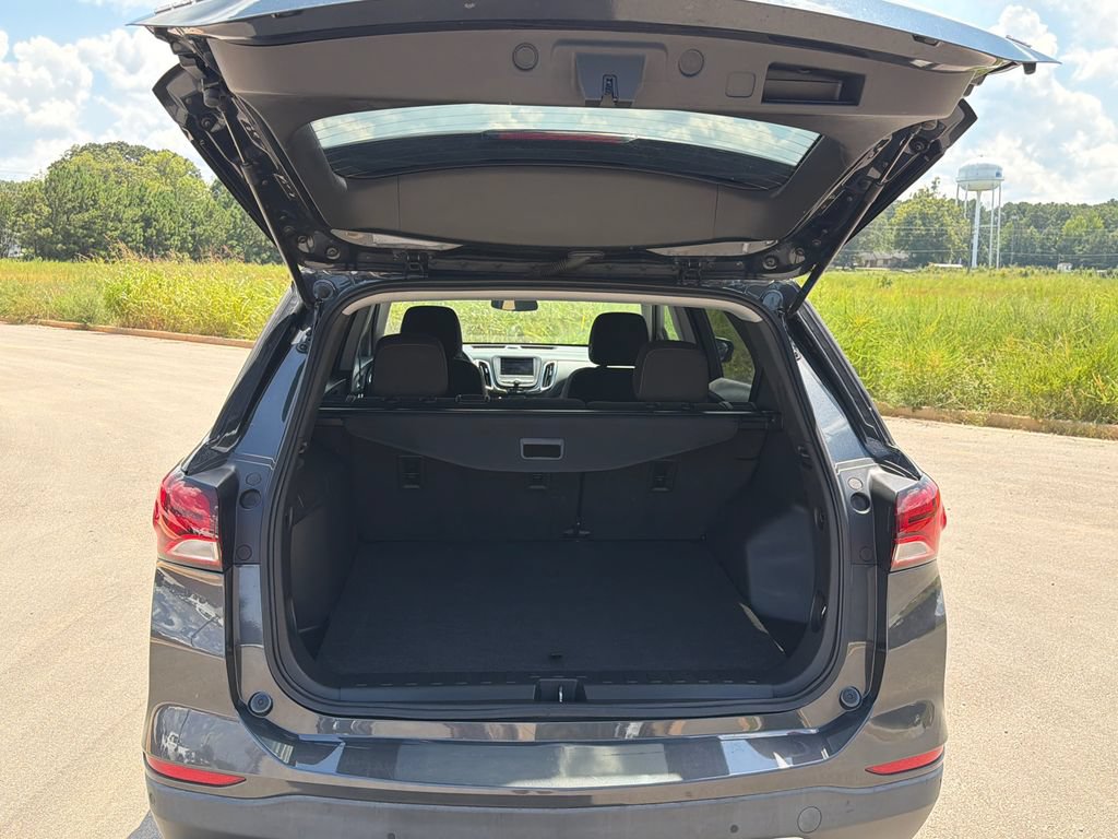 Used 2023 Chevrolet Equinox LT FWD image 18