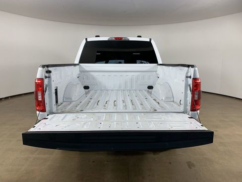 Used 2023 Ford F150 XLT w/ XLT Black Appearance Package AWD/4WD image 12