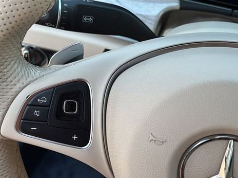 Used 2018 Mercedes-Benz E 400 4MATIC Cabriolet image 16