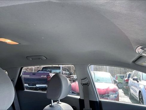 Used 2020 Kia Niro LXS image 20