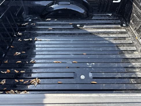 Used 2023 Ford F150 Lariat w/ Trailer Tow Package image 31