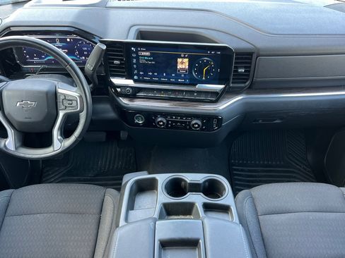 Used 2022 Chevrolet Silverado 1500 RST image 15