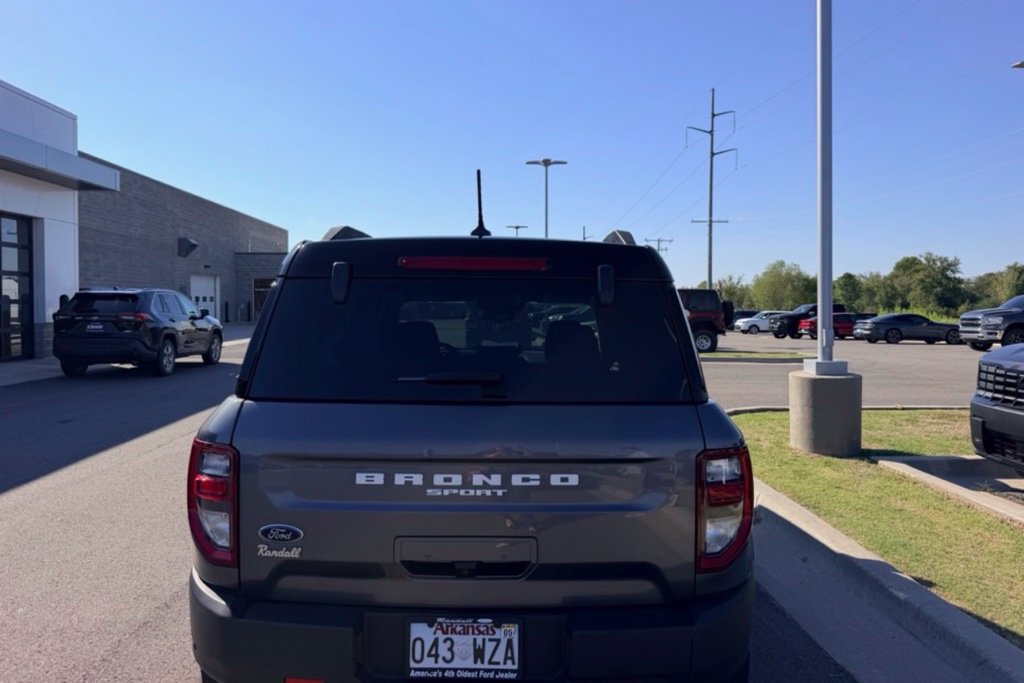 Used 2023 Ford Bronco Sport Outer Banks w/ Tech Package AWD/4WD image 3