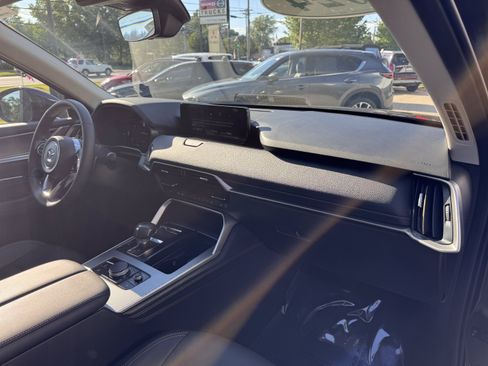 Certified 2024 MAZDA CX-90 Plug-In Hybrid w/ Preferred AWD/4WD image 16