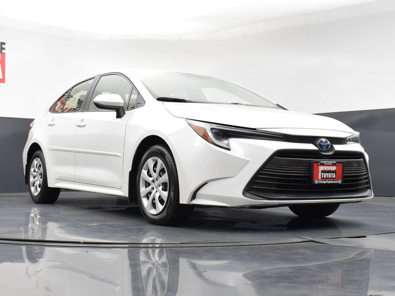 Used 2025 Toyota Corolla LE FWD image 48
