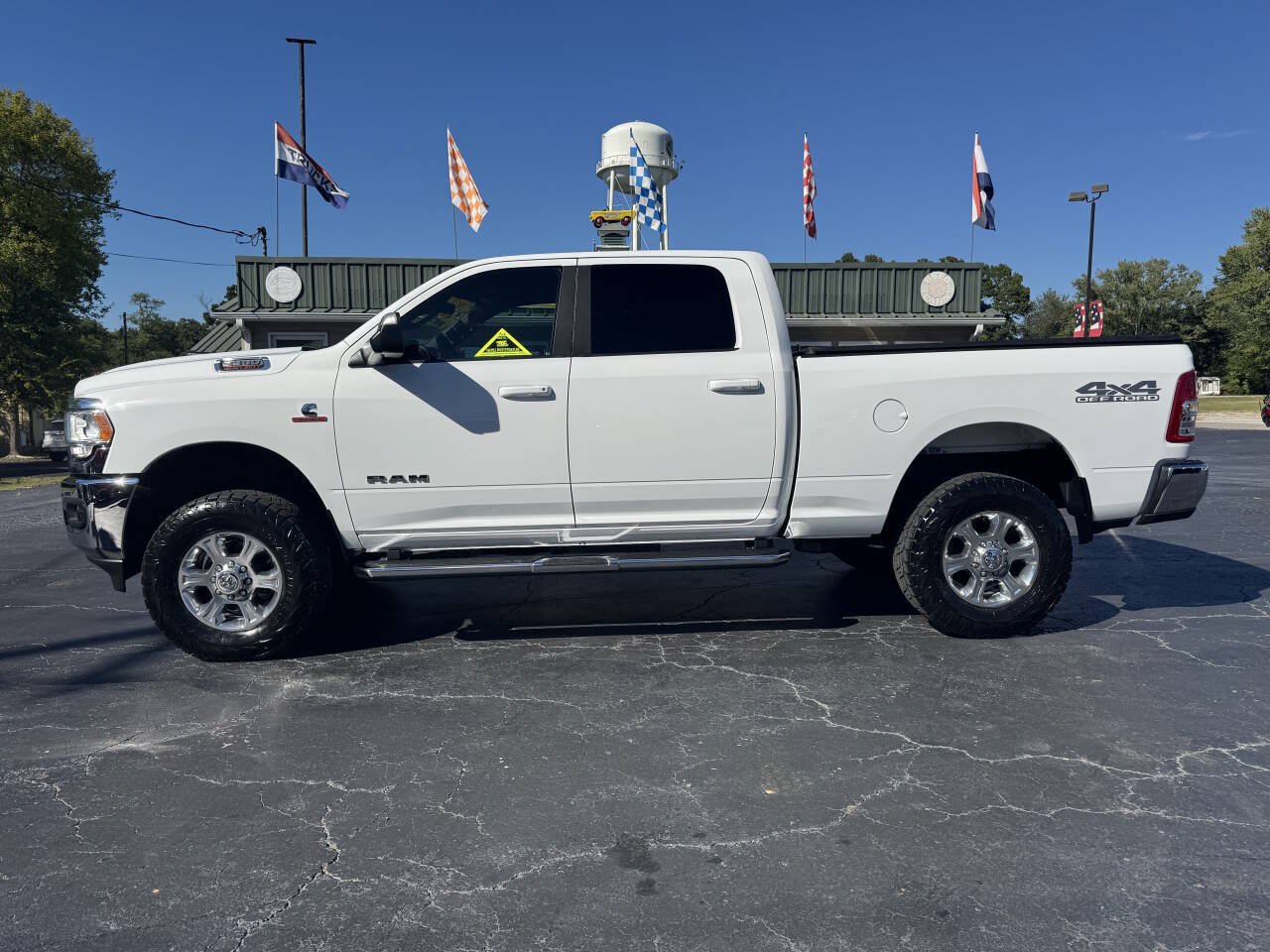 Used 2021 RAM 2500 Big Horn w/ Level 1 Equipment Group AWD/4WD image 2