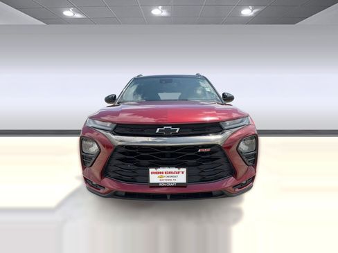 Used 2023 Chevrolet TrailBlazer RS w/ Sun and Liftgate Package FWD image 5