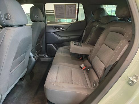 Used 2026 Chevrolet Equinox LT FWD image 13