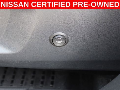 Certified 2022 Nissan Rogue SV image 18