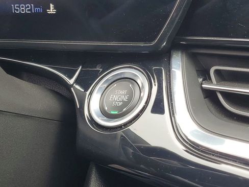 Certified 2025 Chevrolet Trax RS w/ Driver Confidence Package image 14