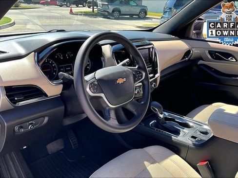 Used 2023 Chevrolet Traverse LS FWD image 14