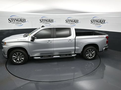 Used 2021 Chevrolet Silverado 1500 RST w/ Convenience Package II AWD/4WD image 21