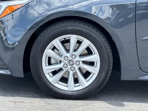 Used 2025 Toyota Corolla LE w/ LE Premium Package FWD image 34