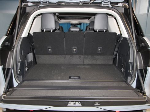 New 2026 Lincoln Navigator Reserve AWD/4WD image 46