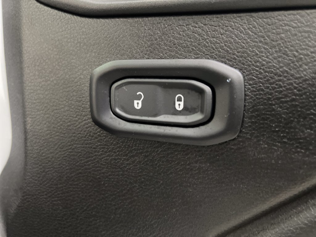 Used 2024 Jeep Wrangler Unlimited Rubicon AWD/4WD image 30