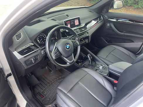 Used 2021 BMW X1 sDrive28i w/ Premium Package FWD image 11