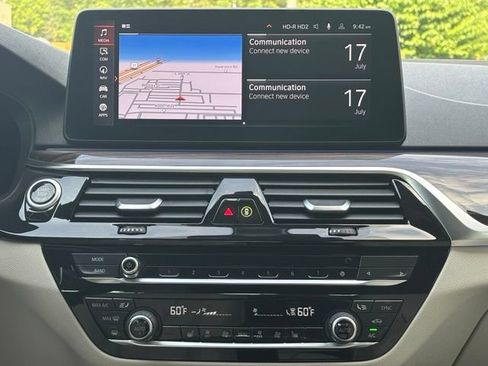 Used 2021 BMW 540i xDrive w/ Premium Package AWD/4WD image 23