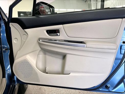 Used 2015 Subaru Crosstrek 2.0i Premium image 22