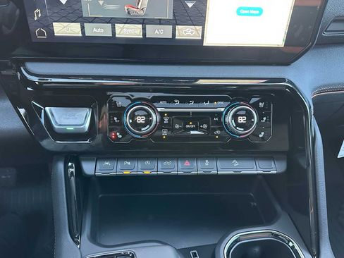 New 2026 GMC Sierra 1500 AT4 w/ AT4 Premium Package image 27