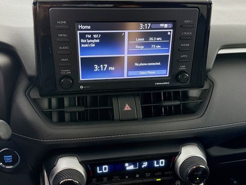Used 2022 Toyota RAV4 XLE w/ Convenience Package FWD image 18