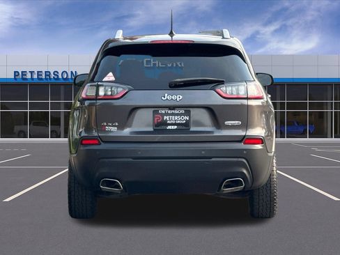 Used 2019 Jeep Cherokee Latitude Plus AWD/4WD image 5