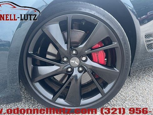 Used 2023 Genesis G70 3.3T w/ Sport Prestige Package RWD image 2
