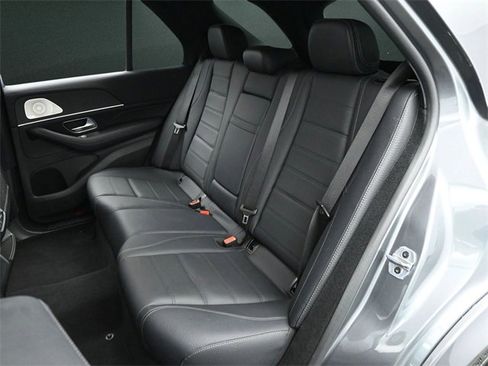 Used 2023 Mercedes-Benz GLE 450 4MATIC w/ AMG Line Exterior image 15