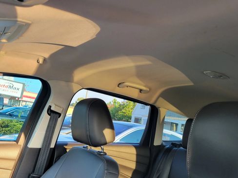 Used 2015 Ford Escape Titanium w/ Equipment Group 301A FWD image 16