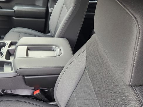 New 2026 Chevrolet Silverado 2500 Custom w/ Custom Value Package image 20