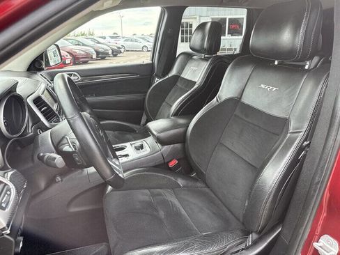 Used 2012 Jeep Grand Cherokee SRT8 w/ Luxury Group II image 16