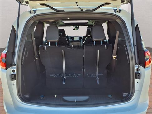 New 2026 Chrysler Pacifica Select image 25