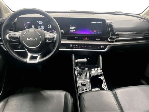 Used 2024 Kia Sportage EX image 15