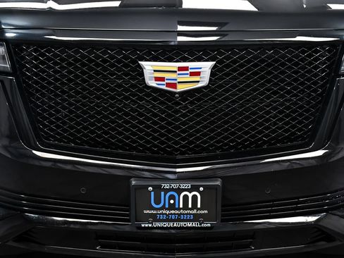 Used 2022 Cadillac Escalade Sport AWD/4WD image 74