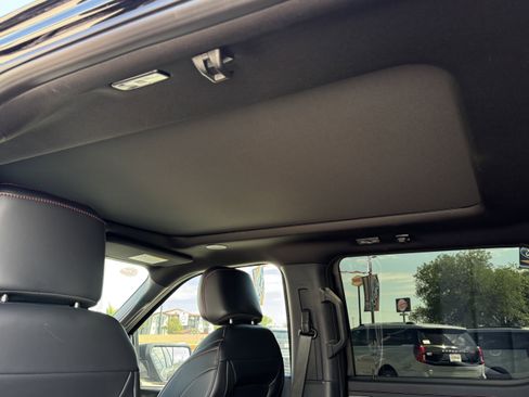 Used 2025 Ford F150 Raptor image 15